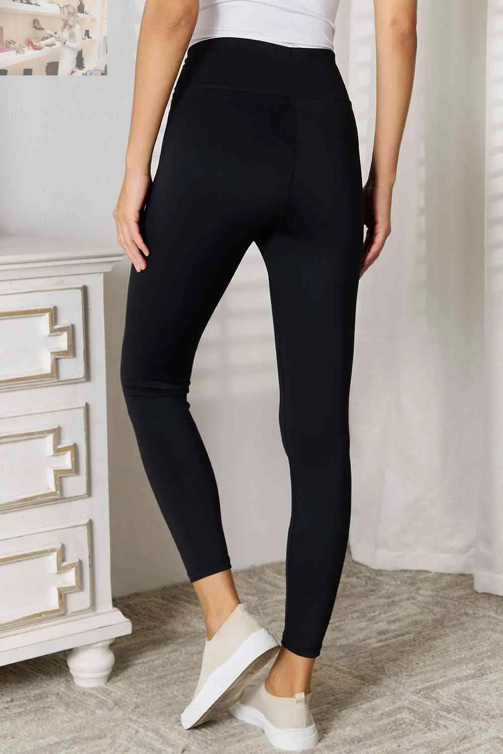 Basic Bae V-Waistband Sports Leggings - MegaSuperStar