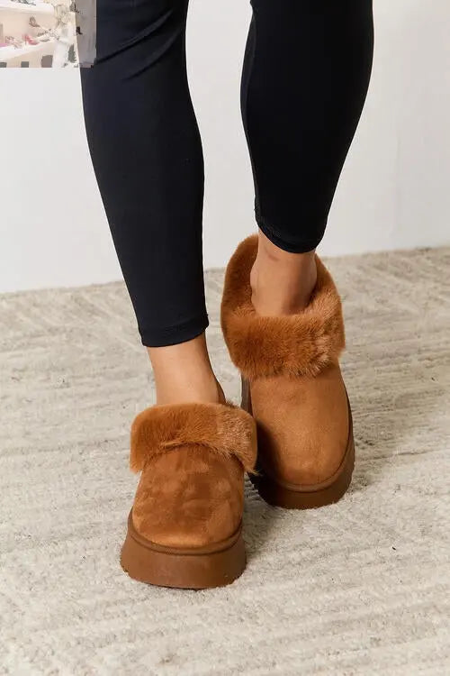 Legend Footwear Furry Chunky Platform Ankle Boots - MegaSuperStar