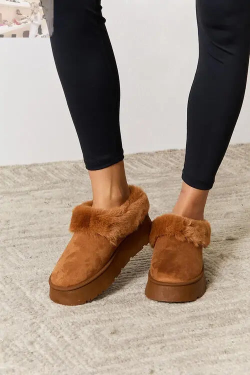 Legend Footwear Furry Chunky Platform Ankle Boots - MegaSuperStar