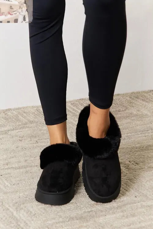 Legend Footwear Furry Chunky Platform Ankle Boots - MegaSuperStar