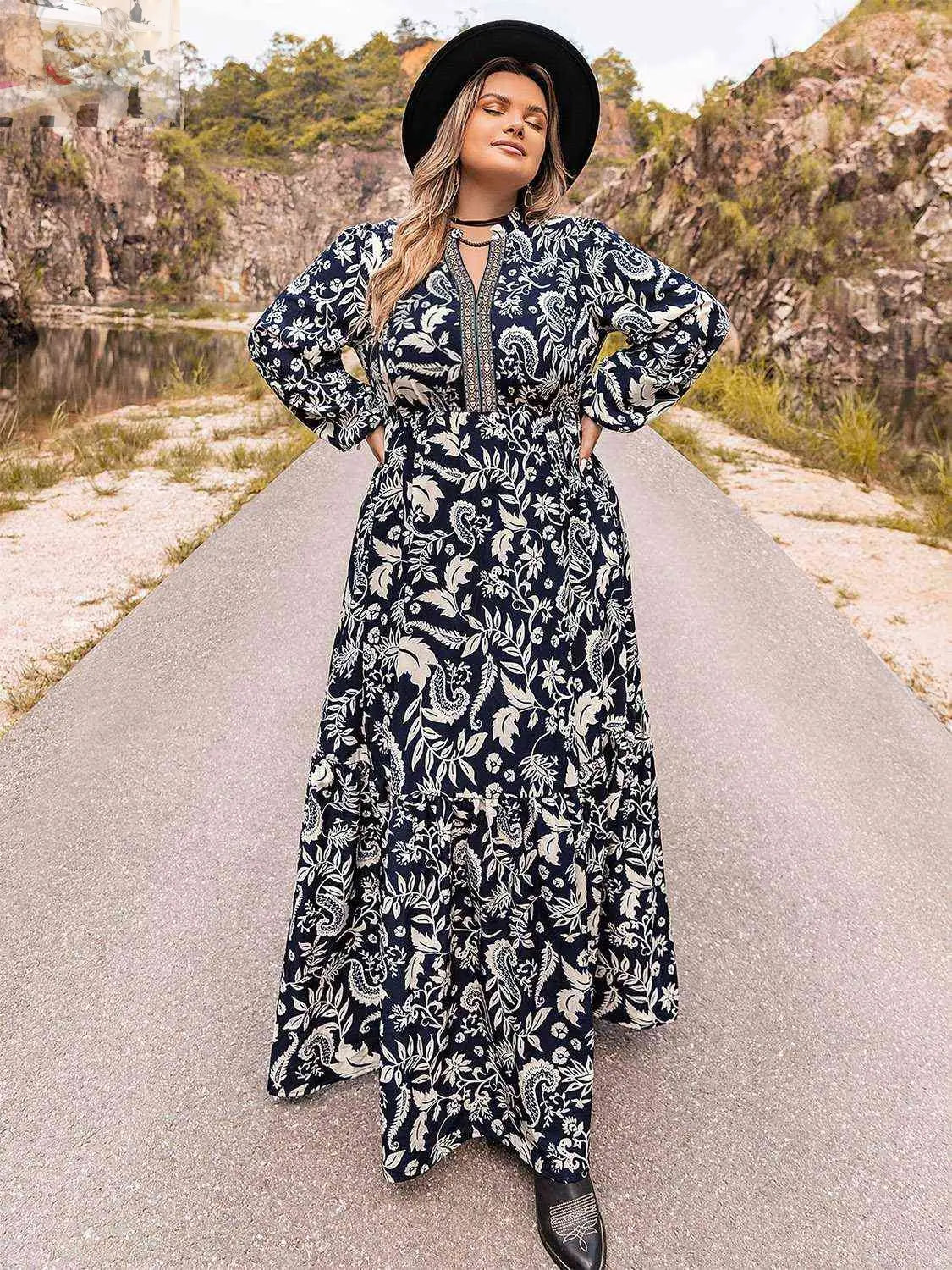 Plus Size Long Sleeve Maxi Dress - MegaSuperStar