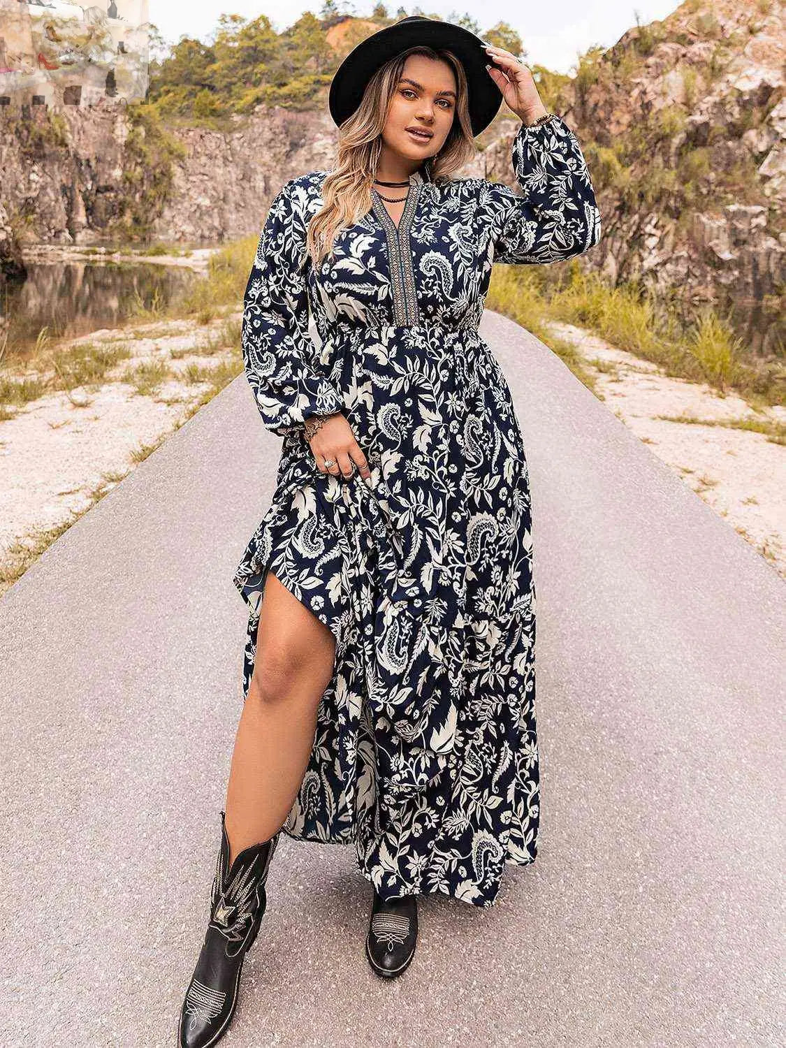 Plus Size Long Sleeve Maxi Dress - MegaSuperStar