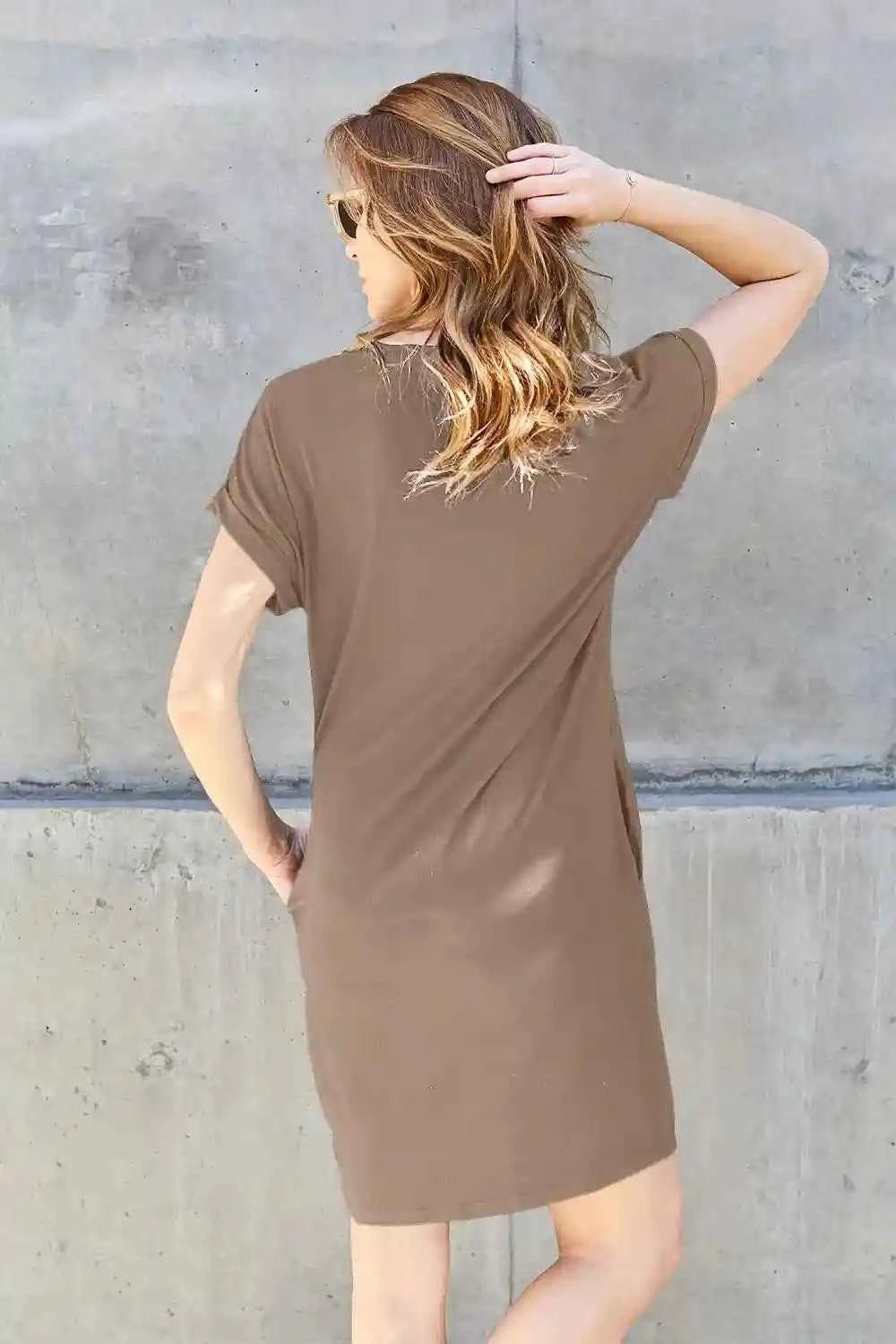 Basic Dress with Pockets - Full Size Round Neck Short Sleeve Dress for Everyday Style - MegaSuperStar