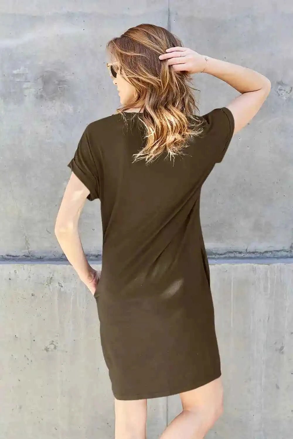 Basic Dress with Pockets - Full Size Round Neck Short Sleeve Dress for Everyday Style - MegaSuperStar