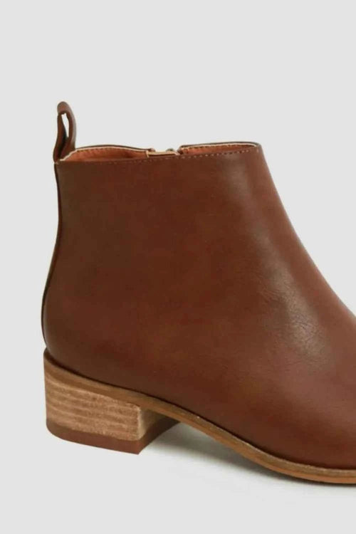 Customer styling 💕 Beast Fashion PU Leather Block Heel Boots for Chic Comfort 💕