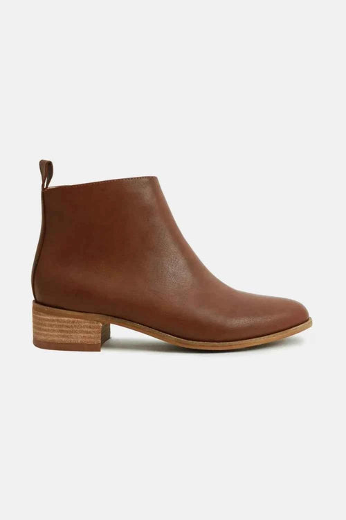 Customer styling 💕 Beast Fashion PU Leather Block Heel Boots for Chic Comfort 💕