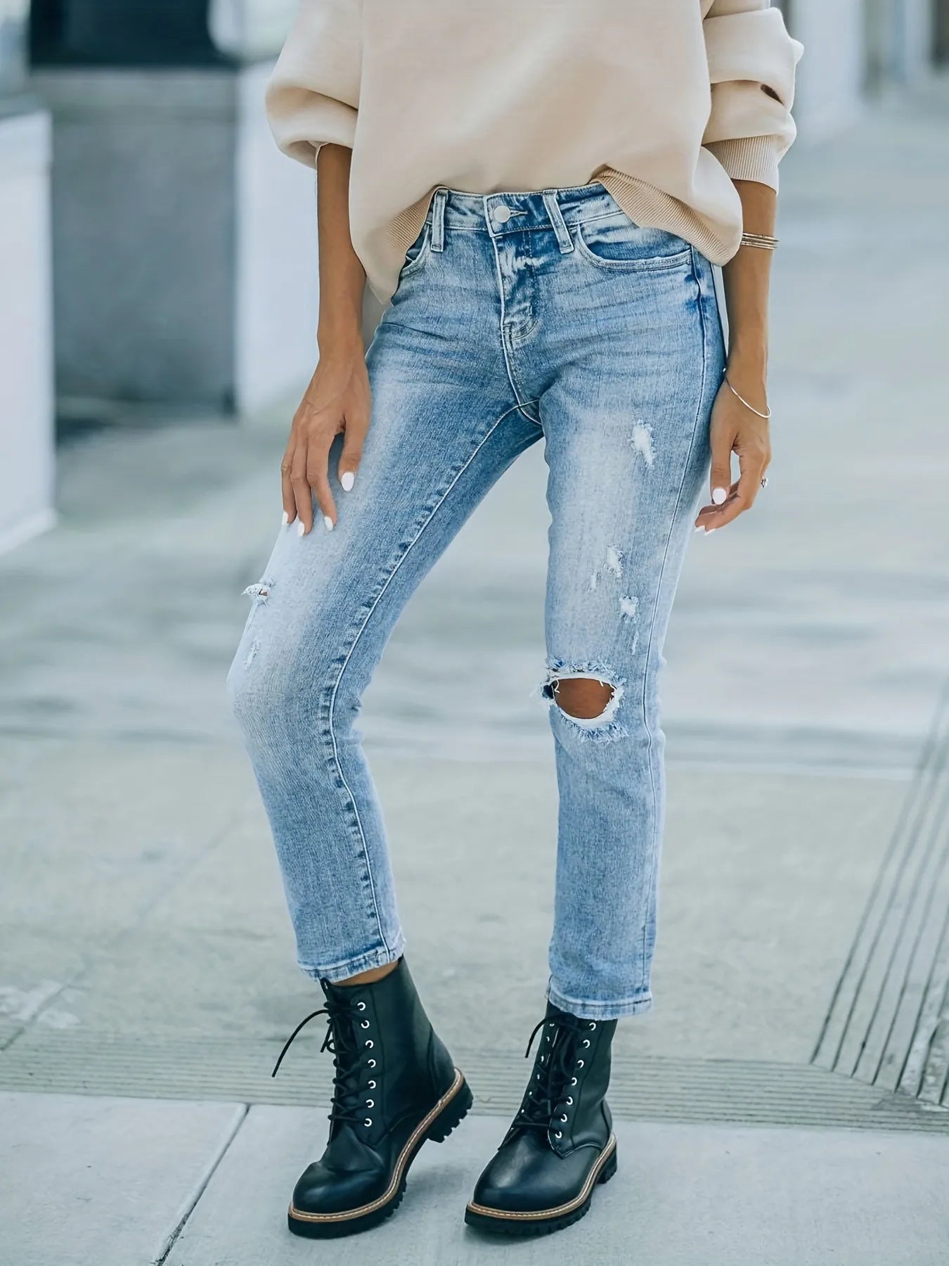 Distressed High Waist Jeans - MegaSuperStar