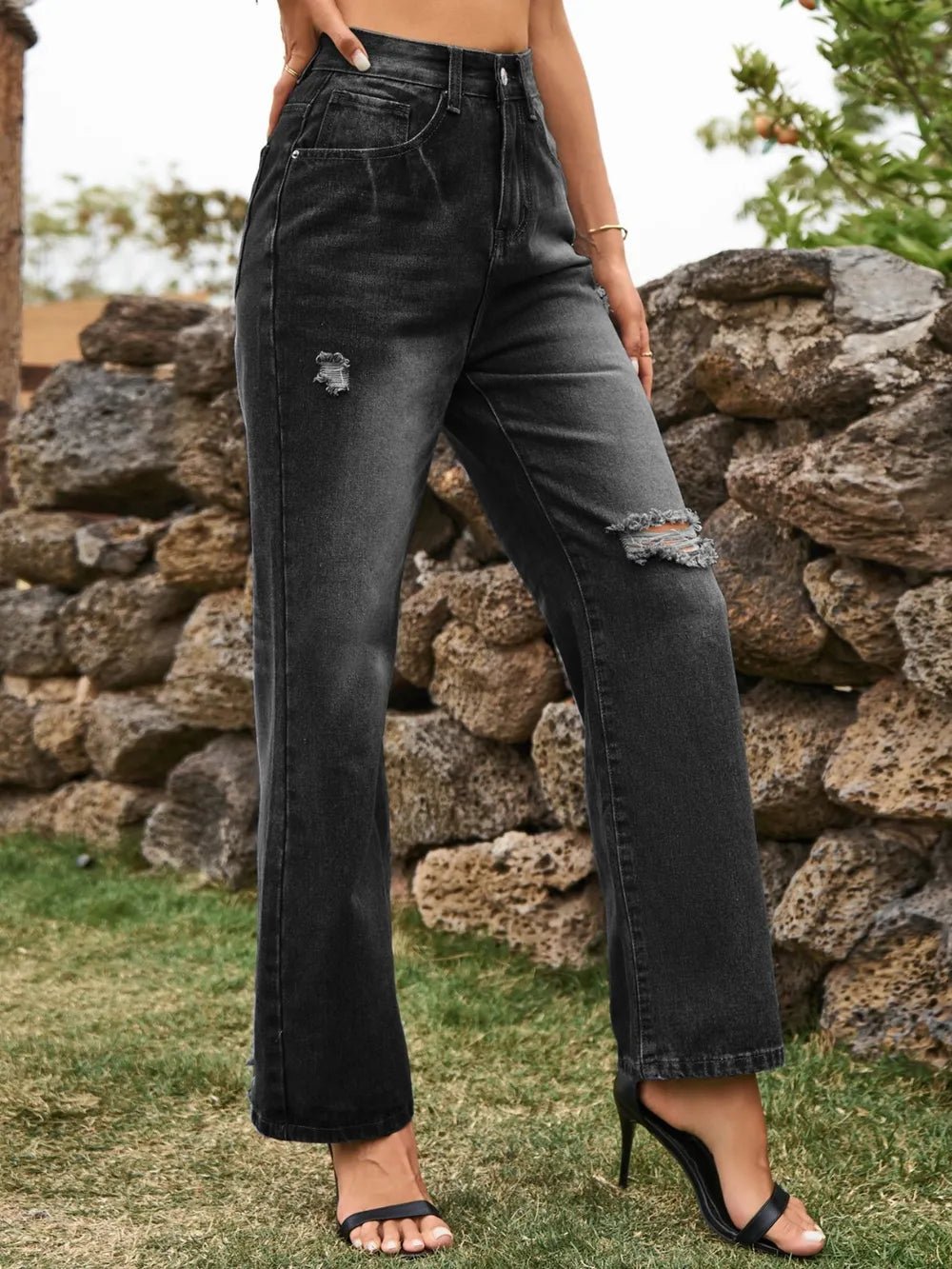 Distressed Jeans with Pockets - MegaSuperStar