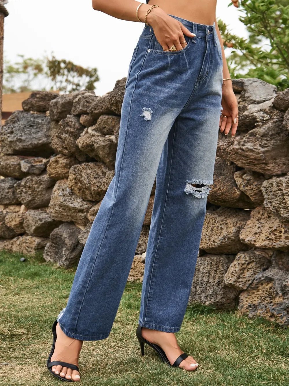 Distressed Jeans with Pockets - MegaSuperStar