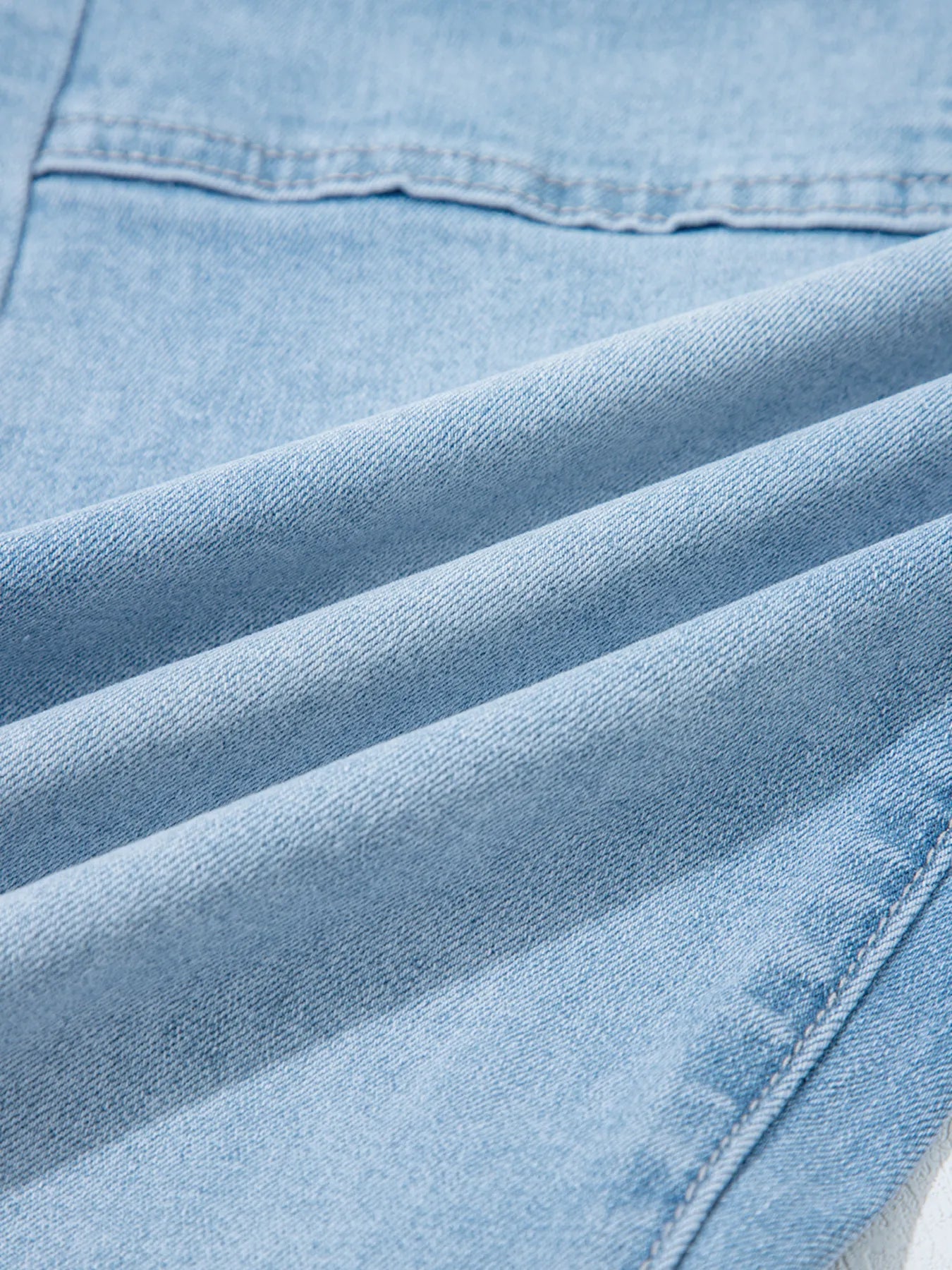 High Rise Relaxed Jeans with Barrel Cut and Patch Pockets - MegaSuperStar