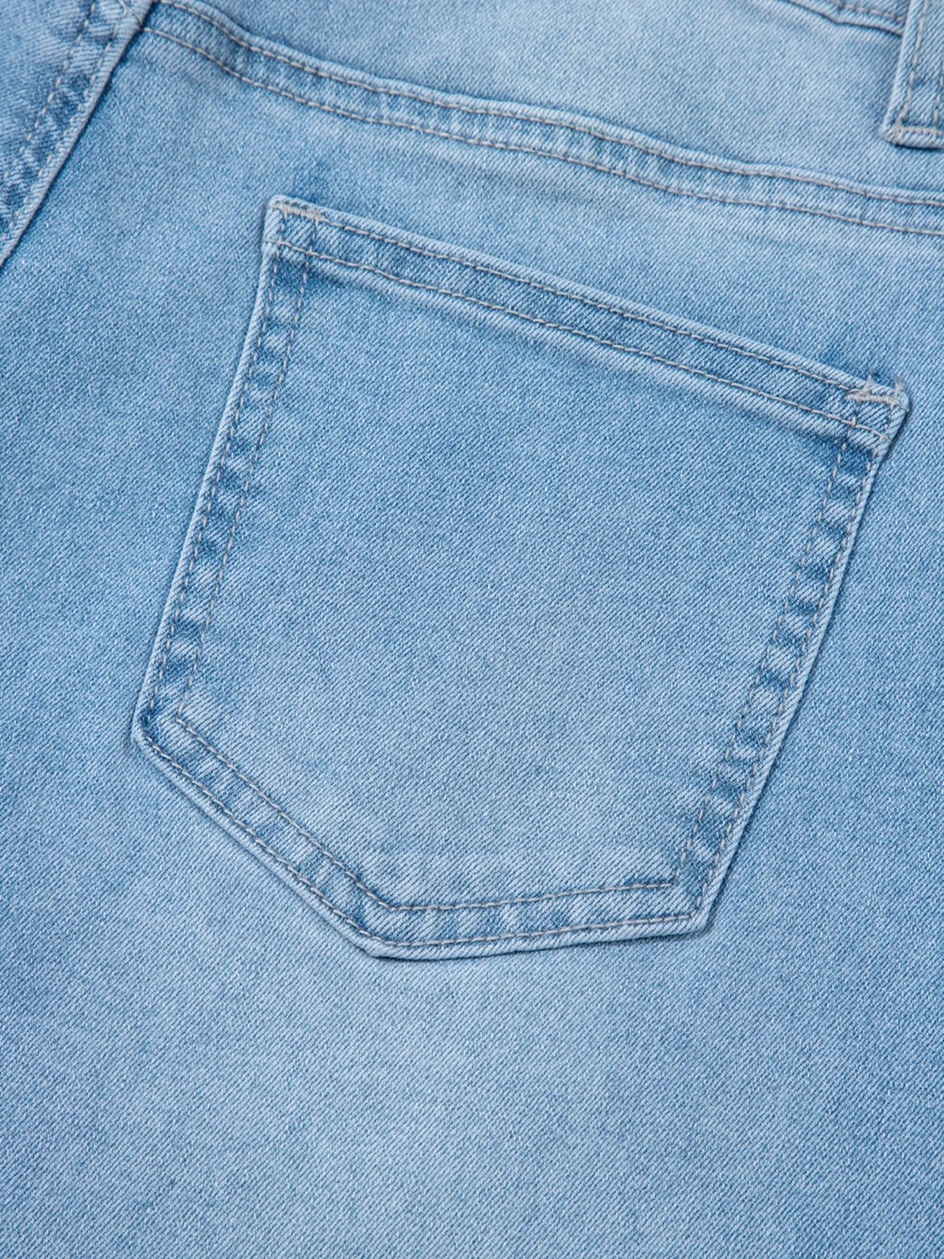 High Rise Relaxed Jeans with Barrel Cut and Patch Pockets - MegaSuperStar