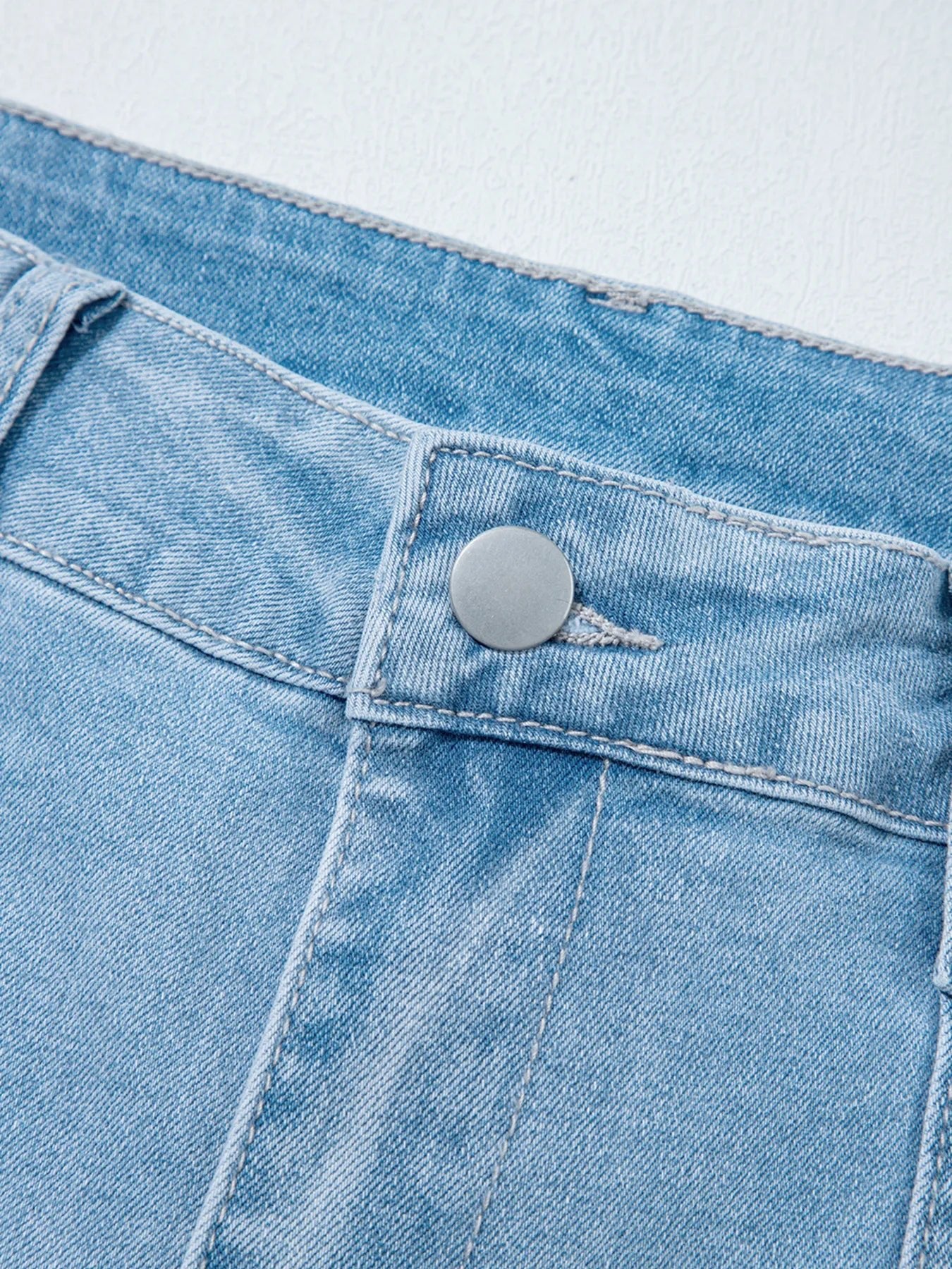 High Rise Relaxed Jeans with Barrel Cut and Patch Pockets - MegaSuperStar