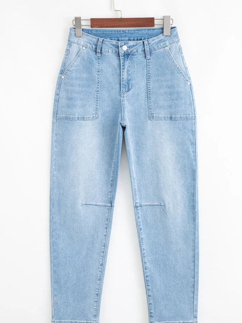 Customer styling High Rise Relaxed Jeans with Barrel Cut and Patch Pockets