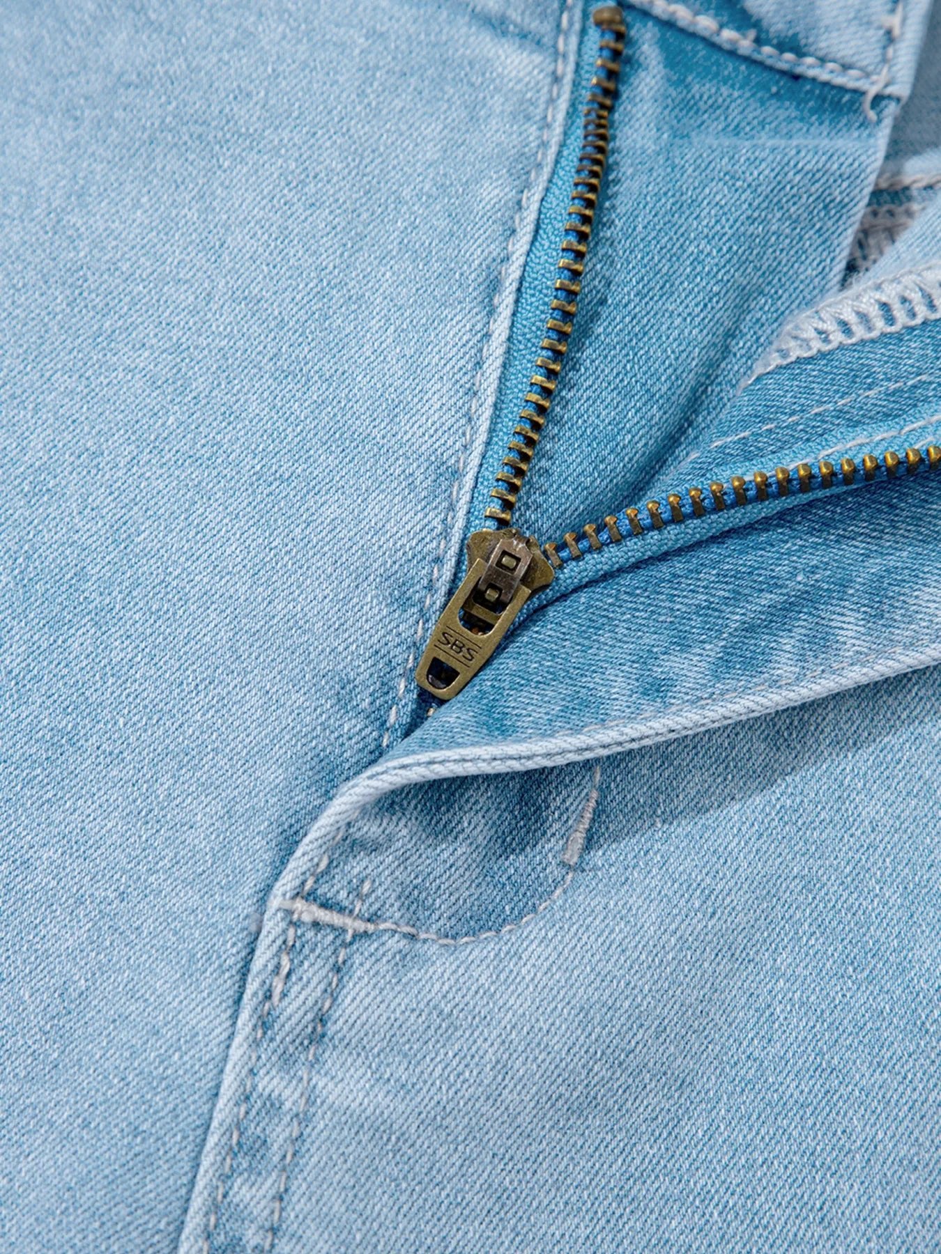 High Rise Relaxed Jeans with Barrel Cut and Patch Pockets - MegaSuperStar