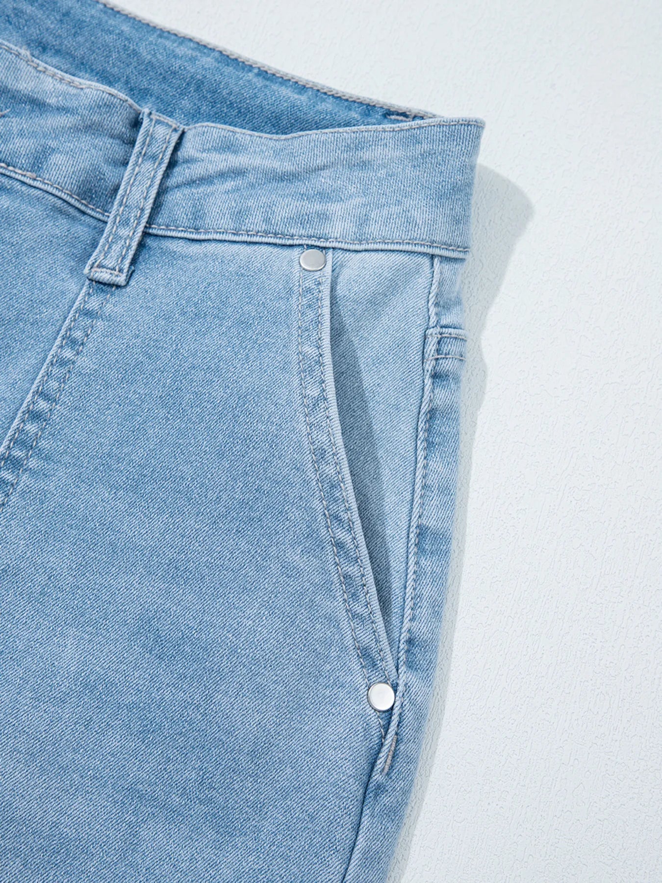 High Rise Relaxed Jeans with Barrel Cut and Patch Pockets - MegaSuperStar