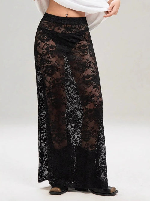 Customer styling ✨ Lace Maxi Skirt 🌸