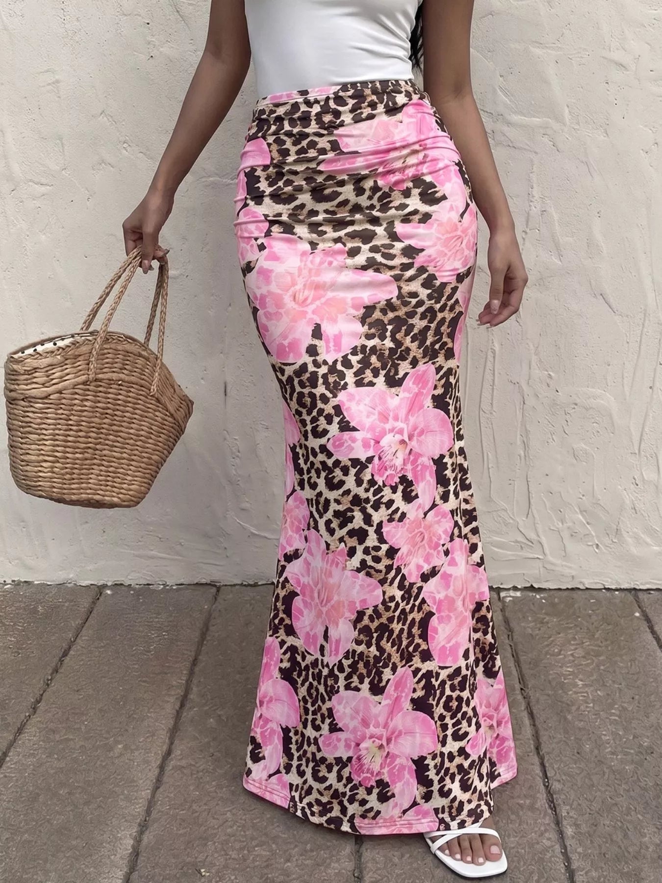 ✨ Leopard Print Bodycon Maxi Skirt 💃 - MegaSuperStar