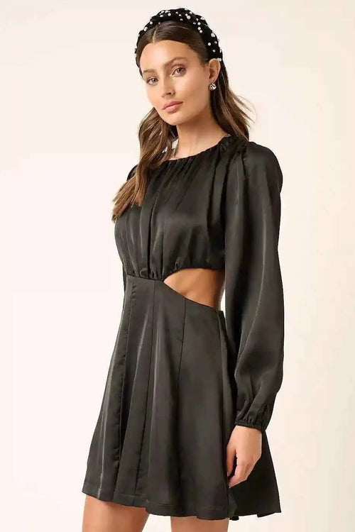 Customer styling 💕 Mittoshop Satin Mini Dress with Side Cutout Detail 💕