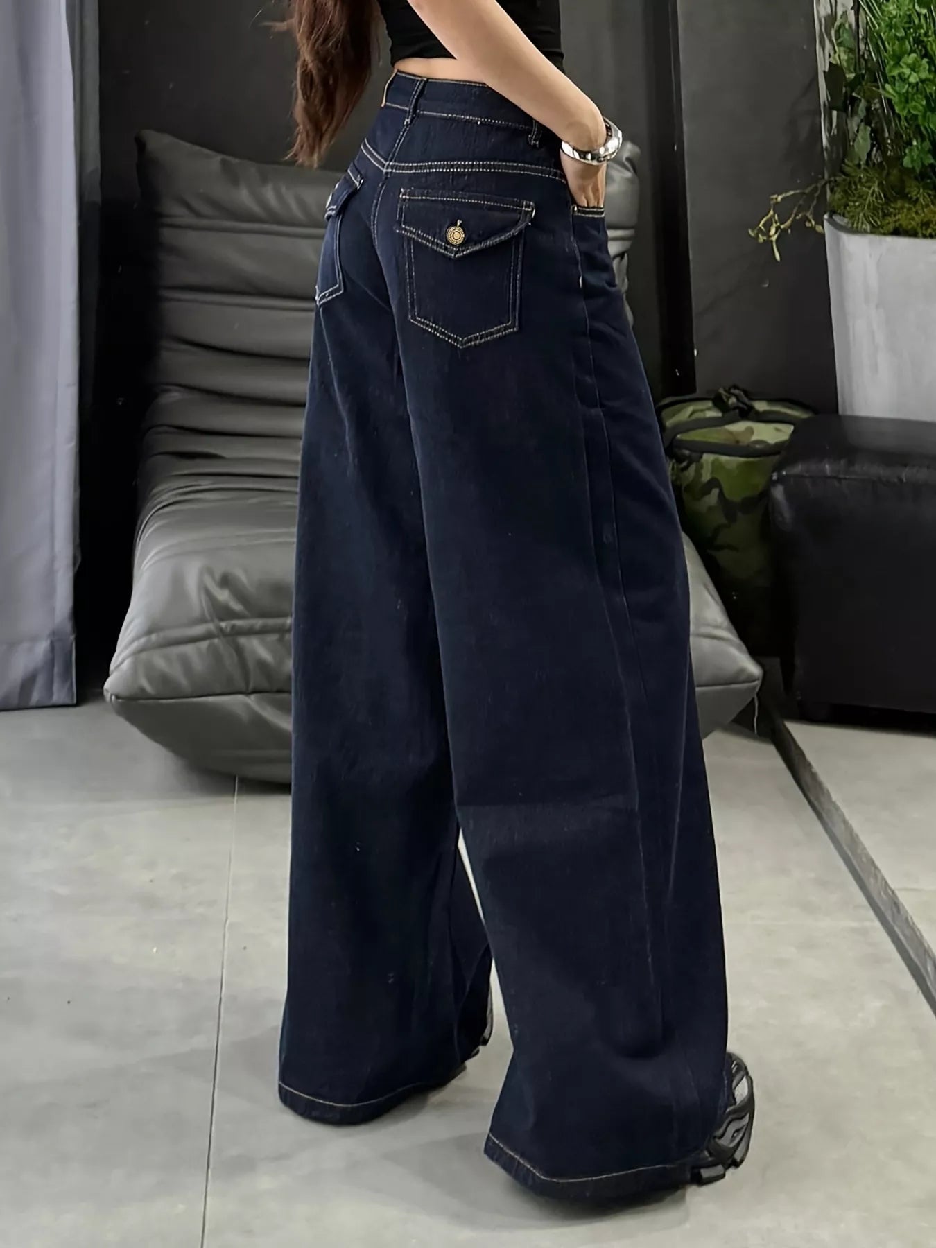 Wide Leg Jeans - MegaSuperStar